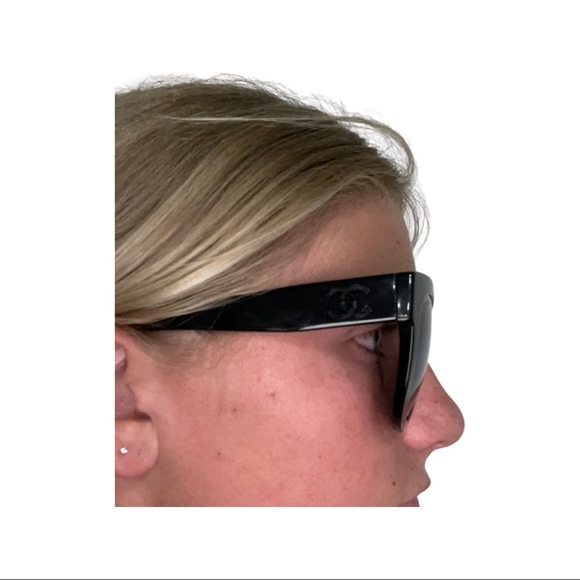 Chanel sunglasses - Picture 5 of 5